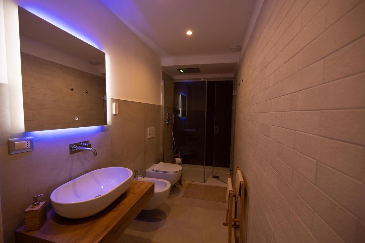 Vincent Suite Luxury B&B Palo del Colle Esterno foto